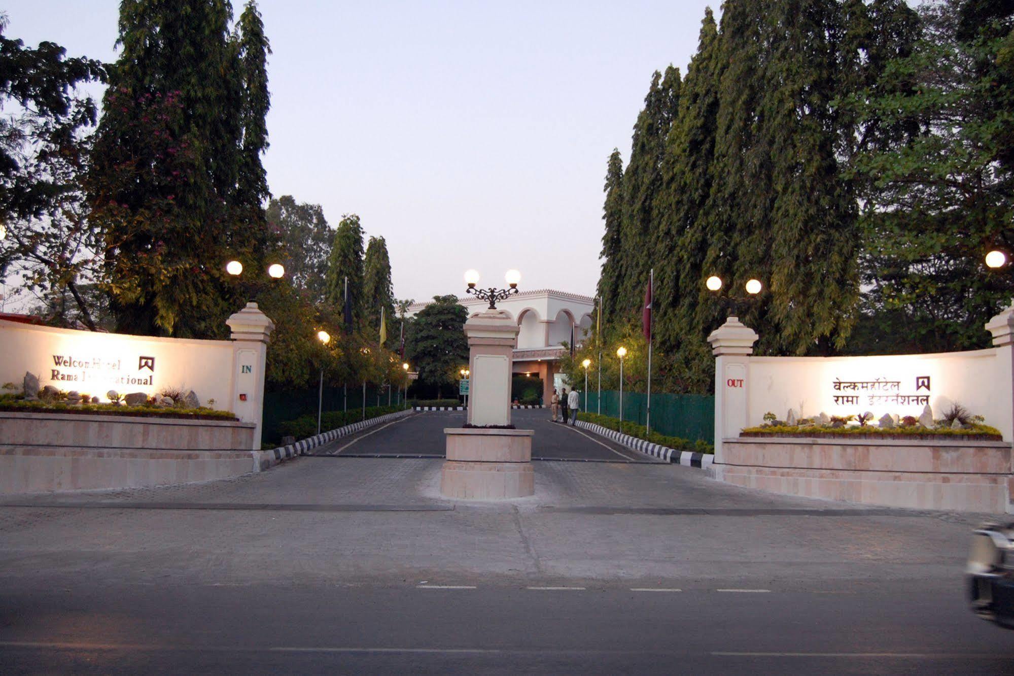 Welcomhotel By Itc Hotels, Rama International, Aurangabad Buitenkant foto